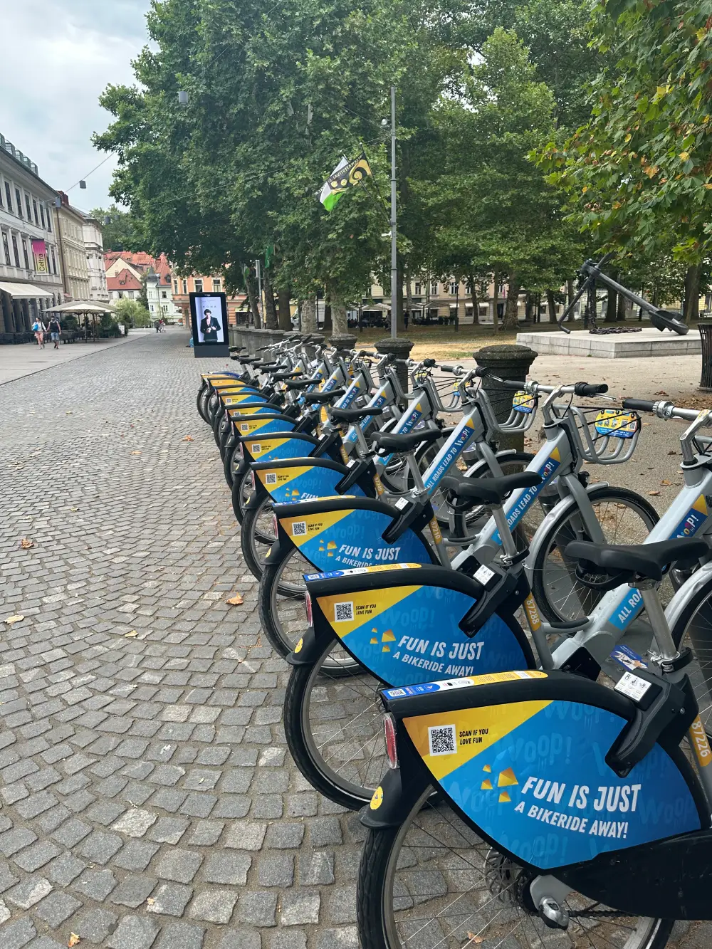 Nomago Bikes kolesa na Kongresnem trgu v Ljubljani
