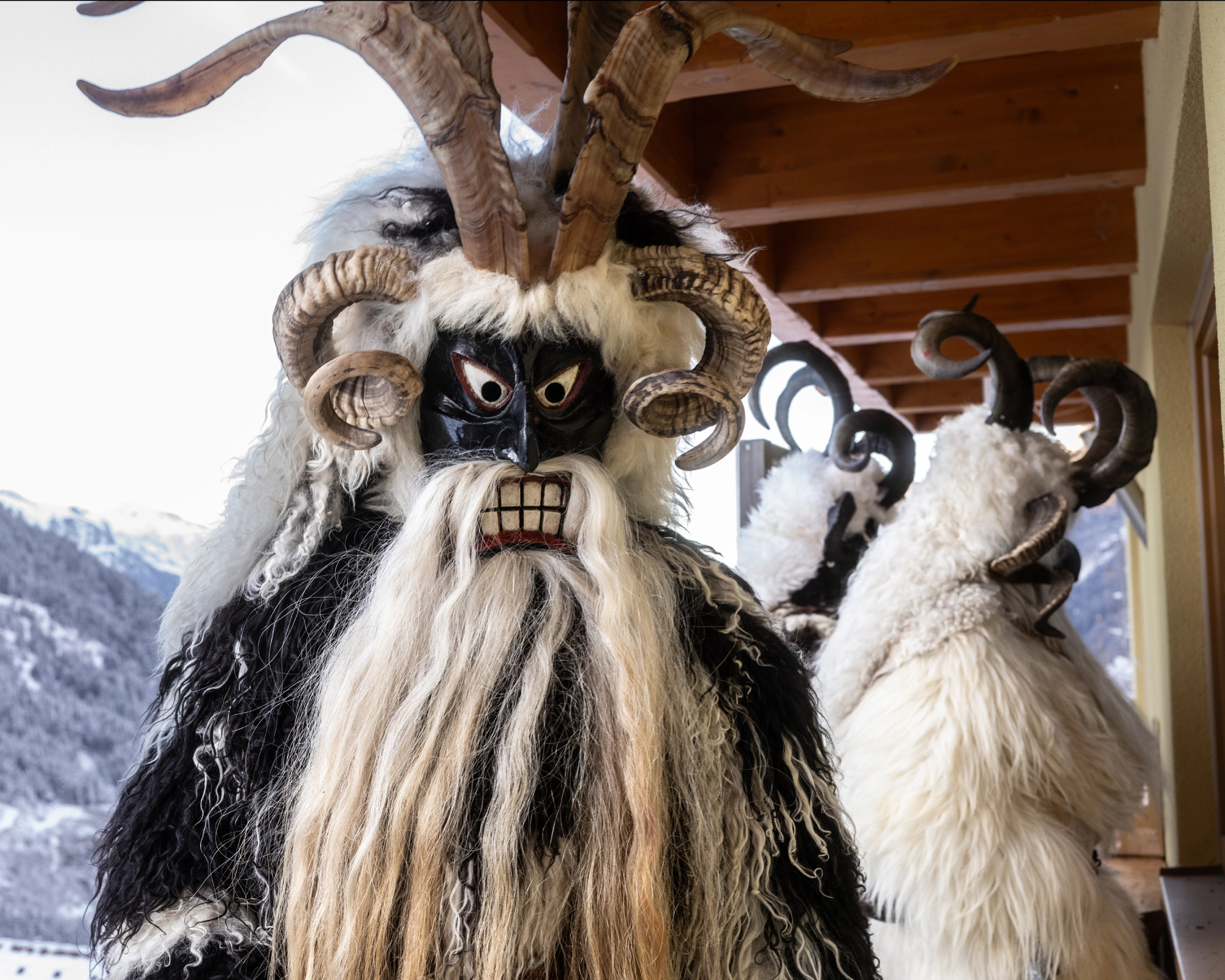 Krampuslauf v Salzburgu – tradicionalni sprevod krampusov v adventnem času