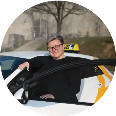 Janja Kovač, učiteljica šole vožnje v Nomagu