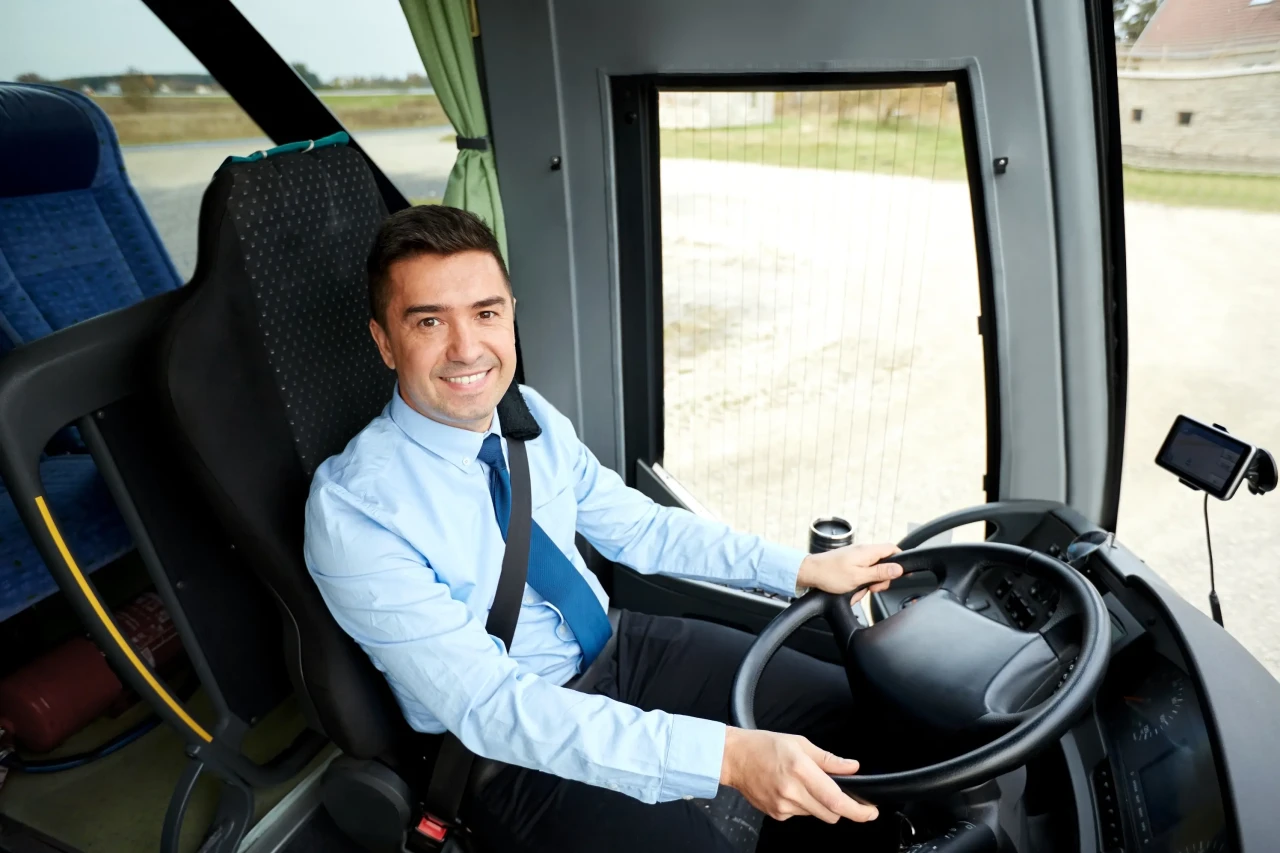 Voznik avtobusa kategorija D
