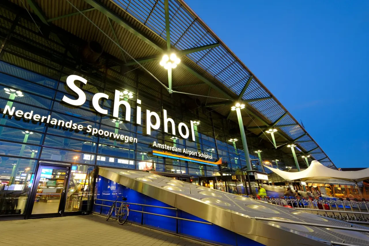 Vhod v letališče Schipol