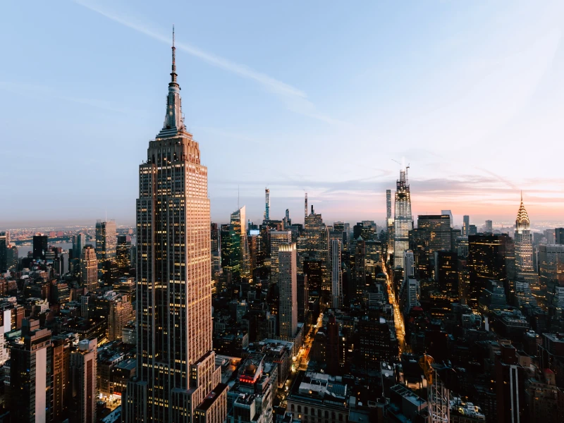 new-york-beautiful-view-empire-states-skyscrapers-new-york-city-freepik-15-07-2024.webp