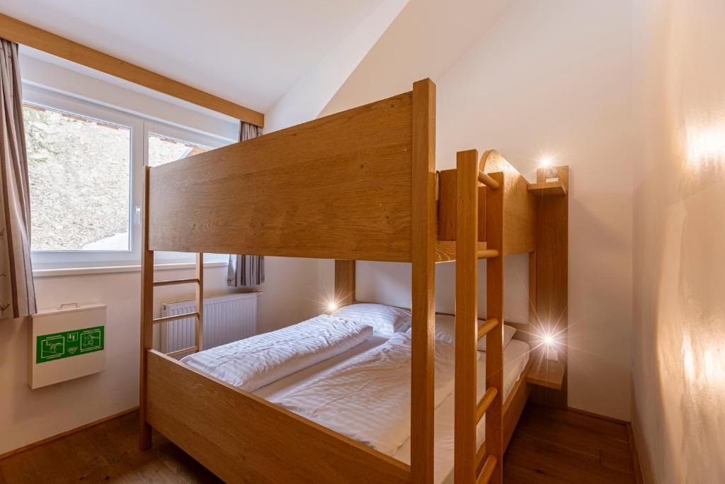 almresort-gartnerkofel-superior-chalet-sauna-pograd.jpg
