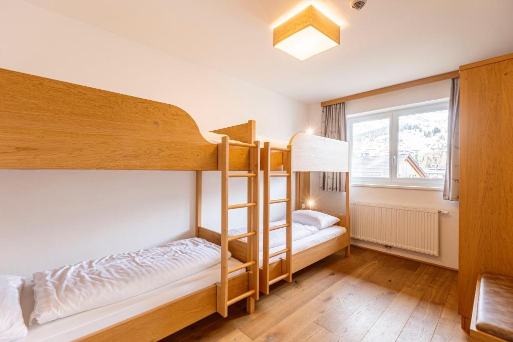 almresort-gartnerkofel-alm-chalet-pograd.jpg