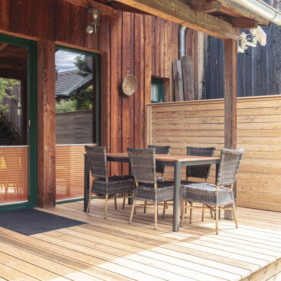 hisa-ferienhaus60-terasa.webp