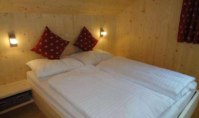 Kreischberg-Chalets-eco-70-spalnica.jpg