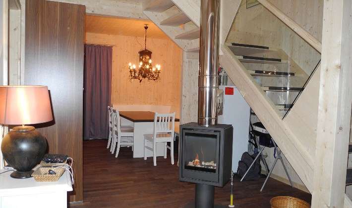 Kreischberg-Chalets-chalet-wellness-jedilni-kot.jpg