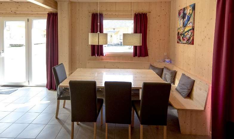 Kreischberg-Chalets-chalet-wellness-jedilnica.jpg