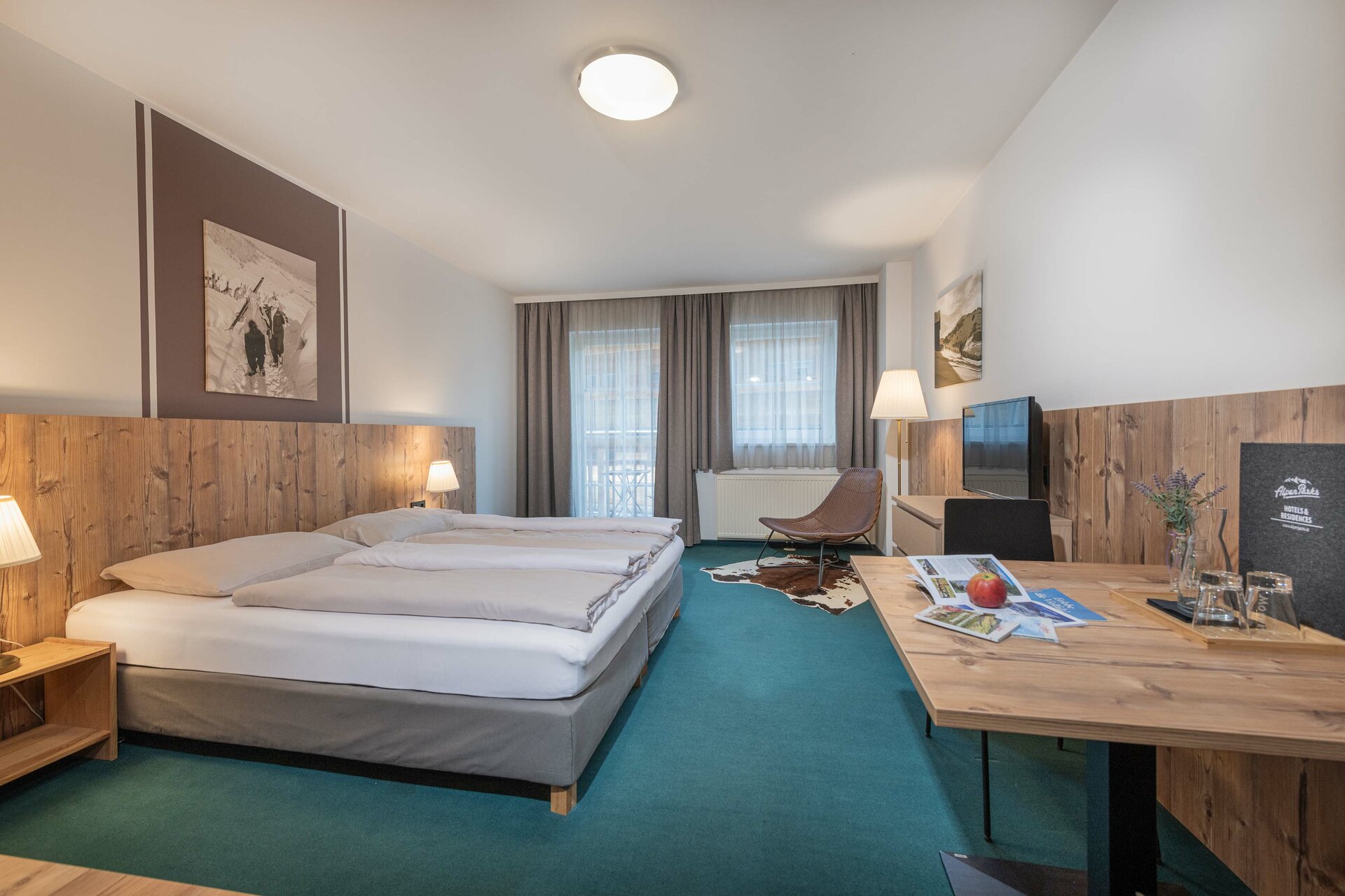 matrei-skiopening-hotel-alpenparks-montana-soba-standard-spalnica-2.jpg