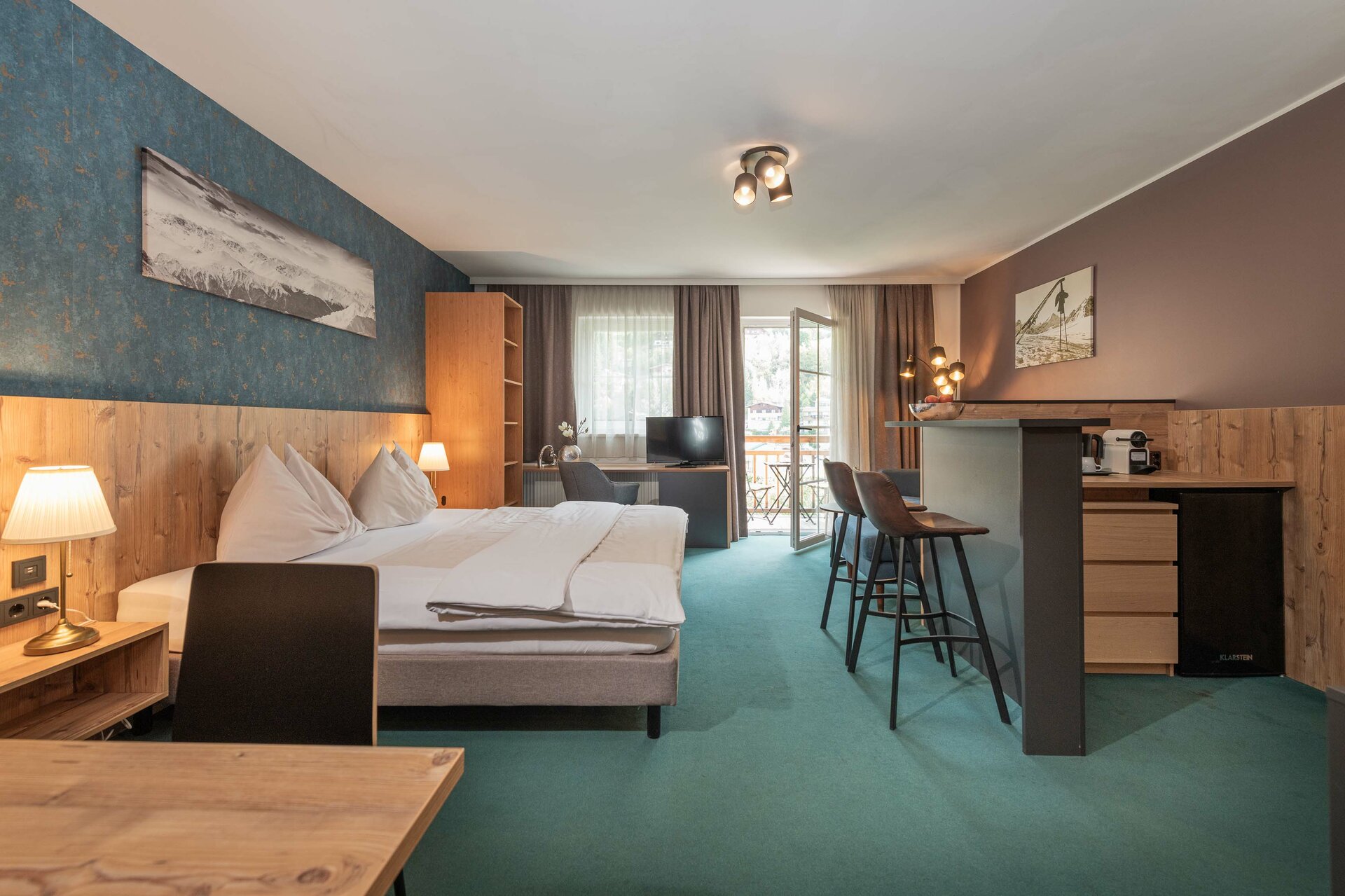 matrei-skiopening-hotel-alpenparks-soba-super-spalnica.jpg