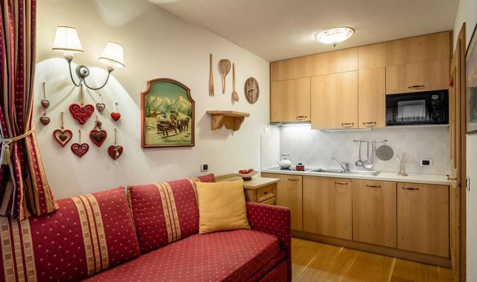 skiopening-alta-badia-namestitev-as-odei-apartmaT1-kuhinja.jpg
