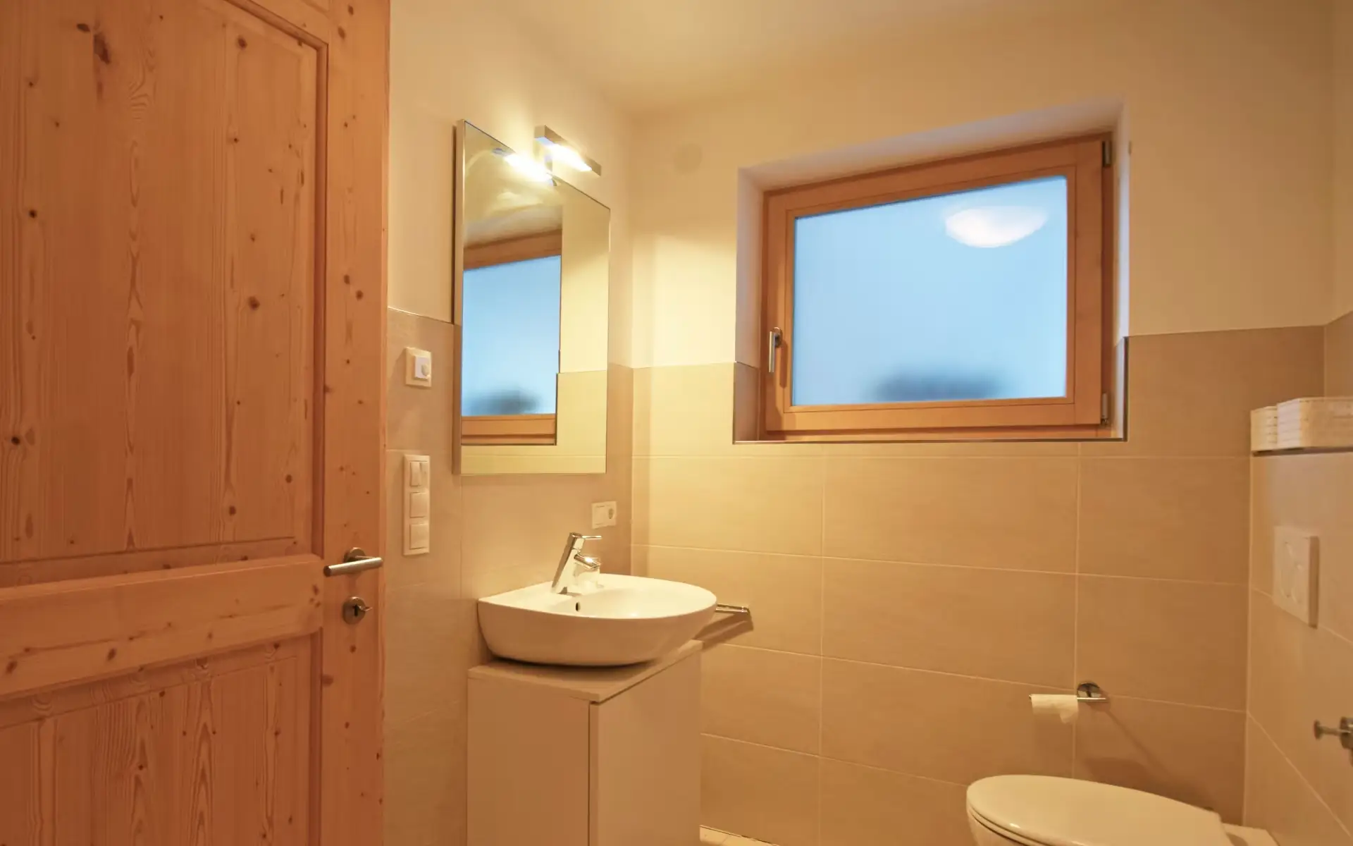 apartma-gassl-kronplatz-tip-159-kopalnica.webp