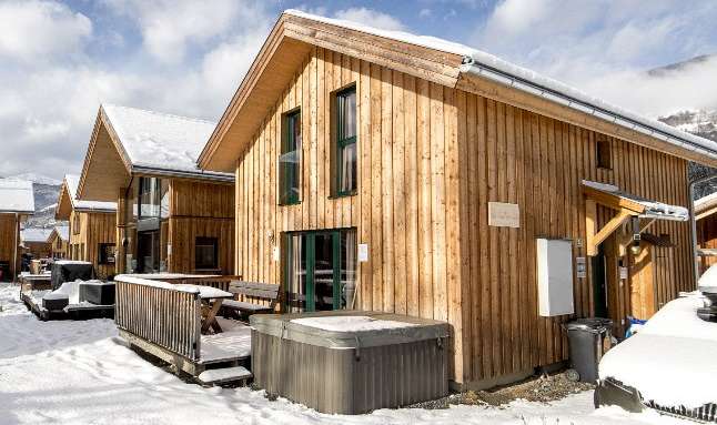 Kreischberg-Chalets-chalet-wellness-superior-zunanjost.jpg