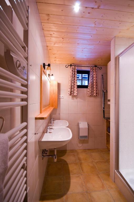 apartmaji-marcius-kopalnica.jpg